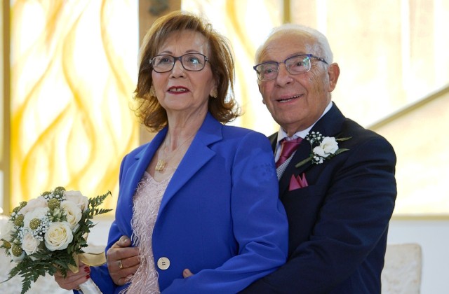 Raddusa. Gaetano Amadio e Palma Pistorio, 76 e 69 anni, hanno festeggiato il loro 50° anniversario di matrimonio